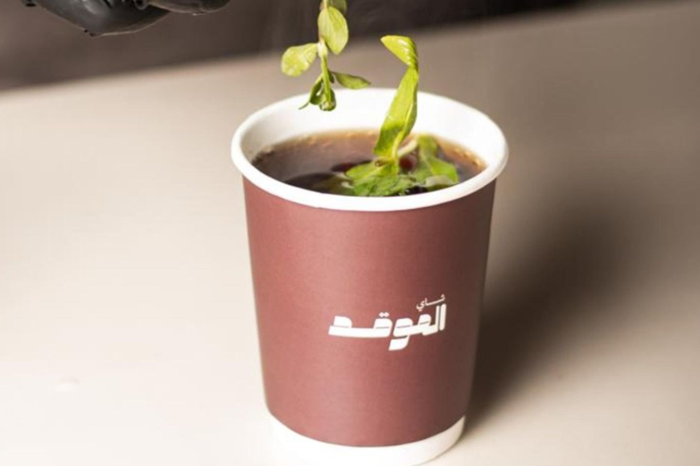 شاهي احمر