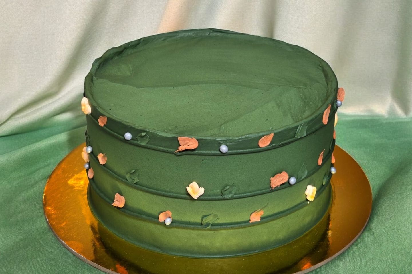 Tashio Cake