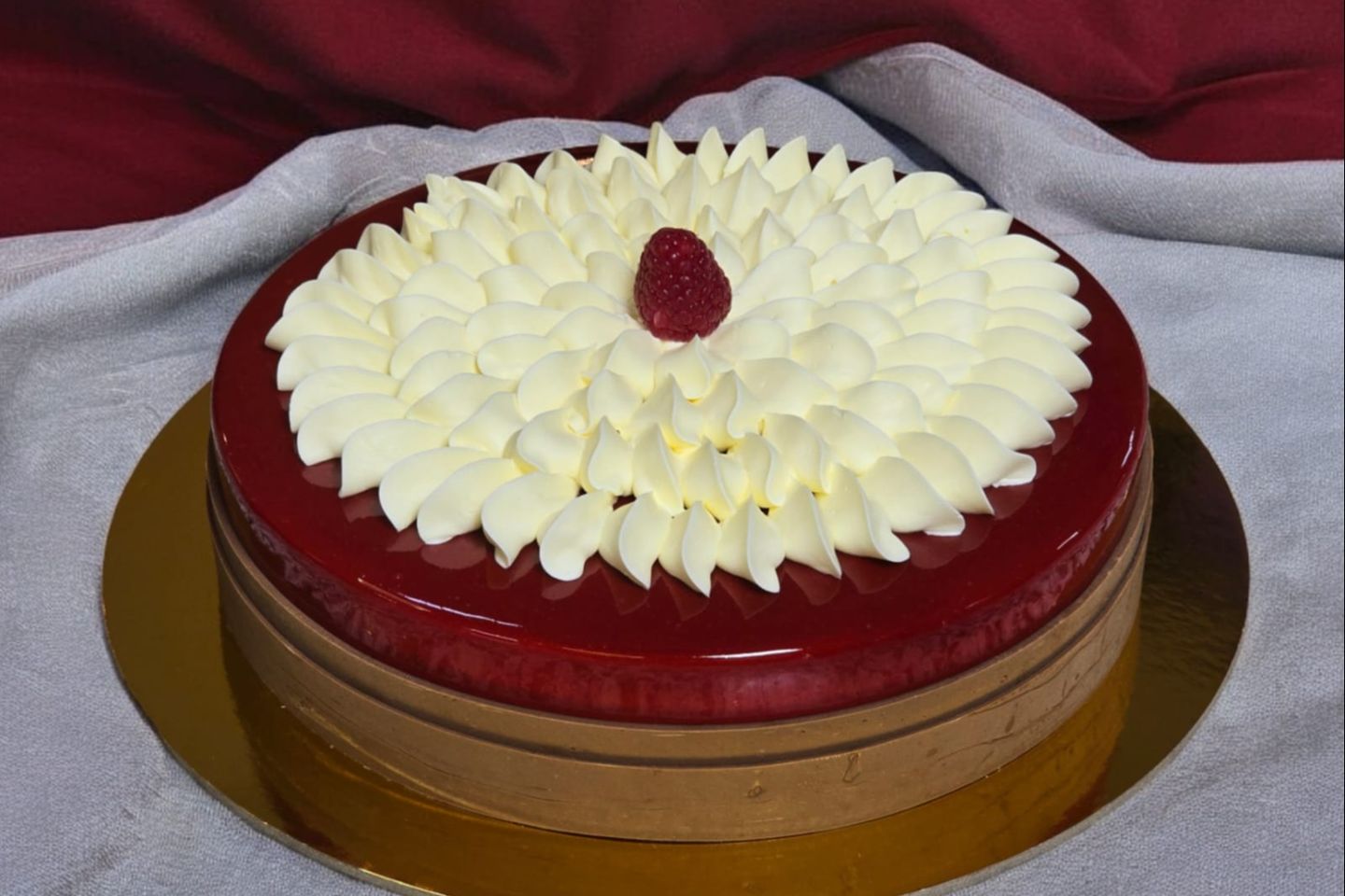 Red Berry Cake