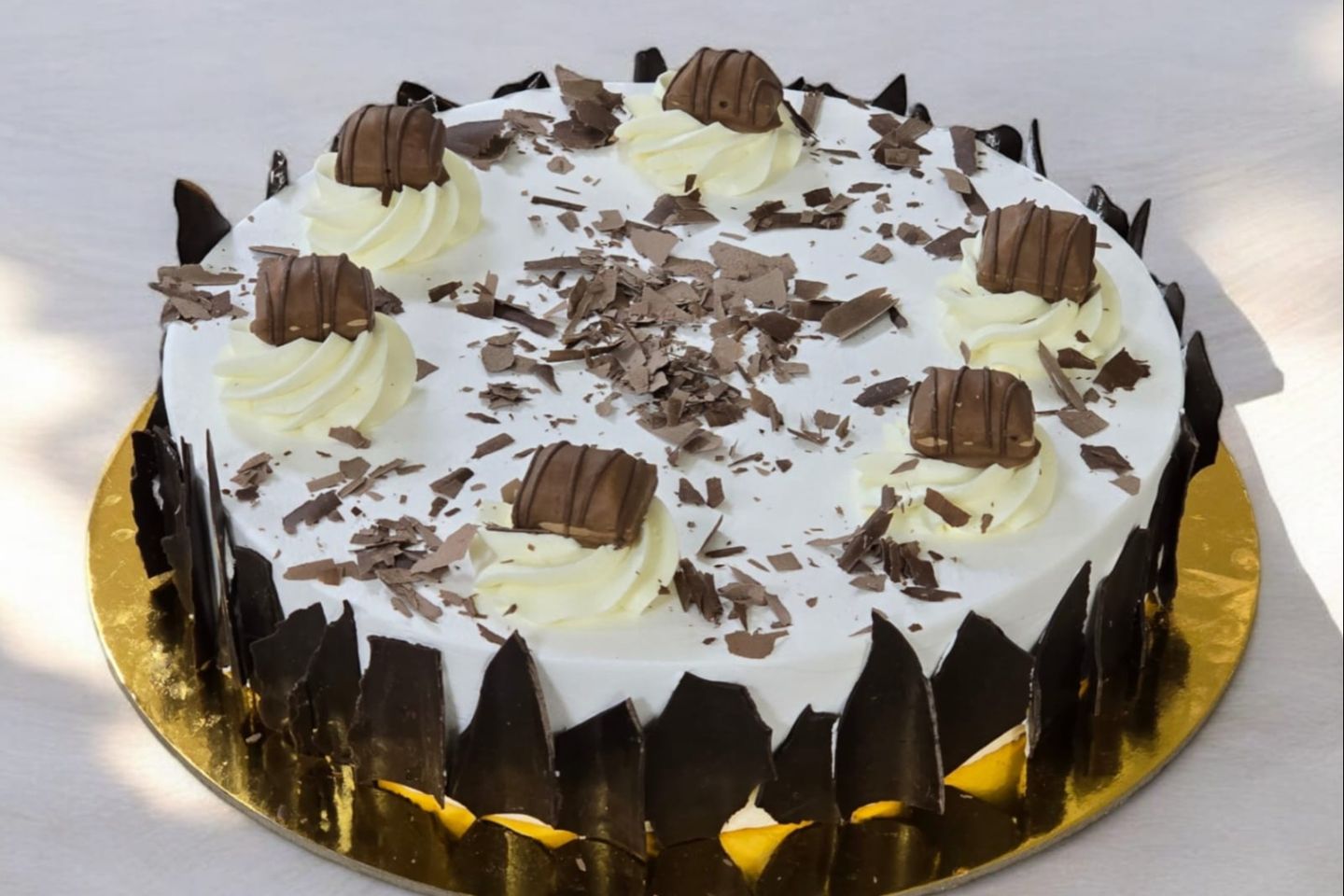 Choco Bueno Cake