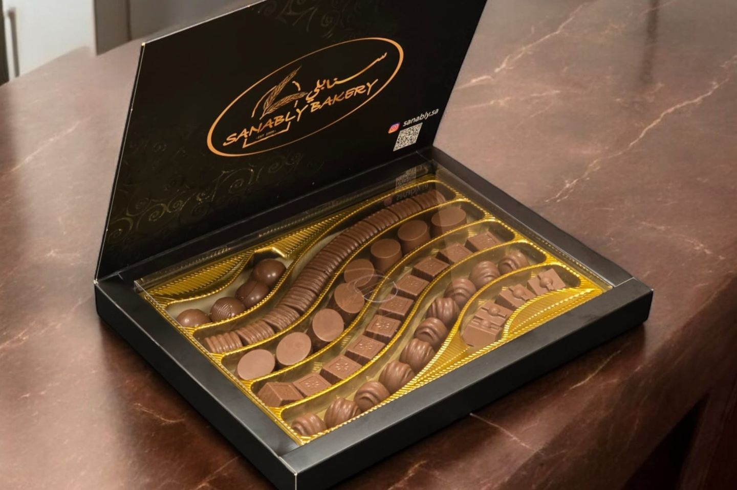 Vip Uncovered Chocolate Black