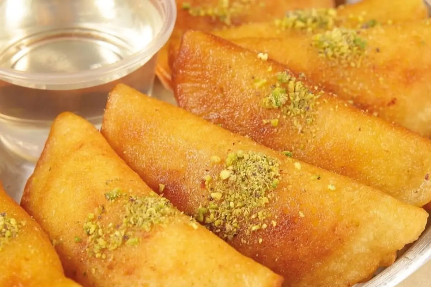 قطائف بجبنة الكيري عائلي