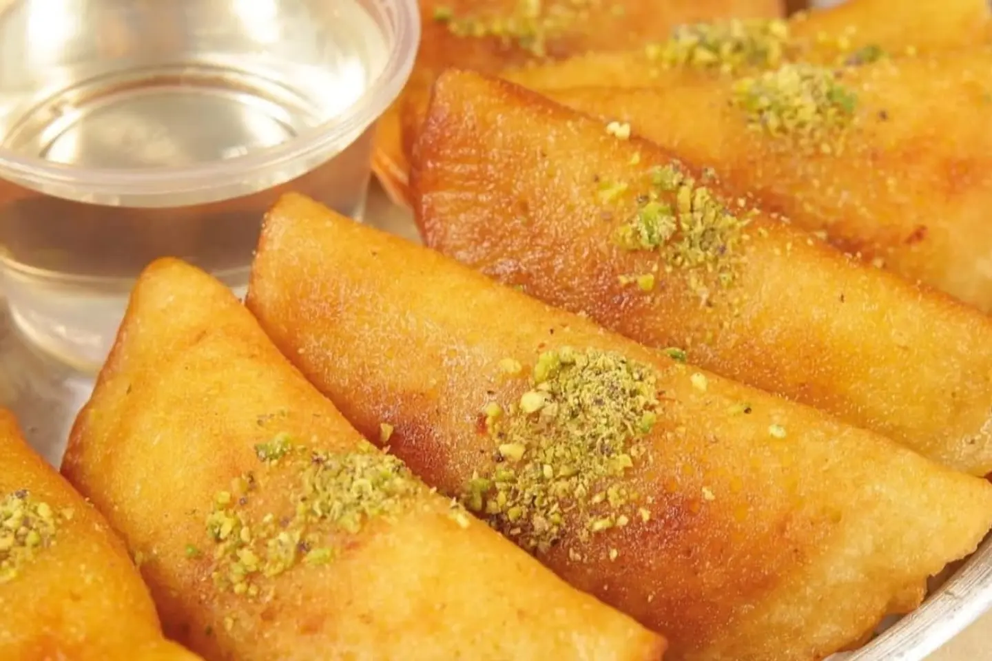 قطائف بالقشطة عائلي