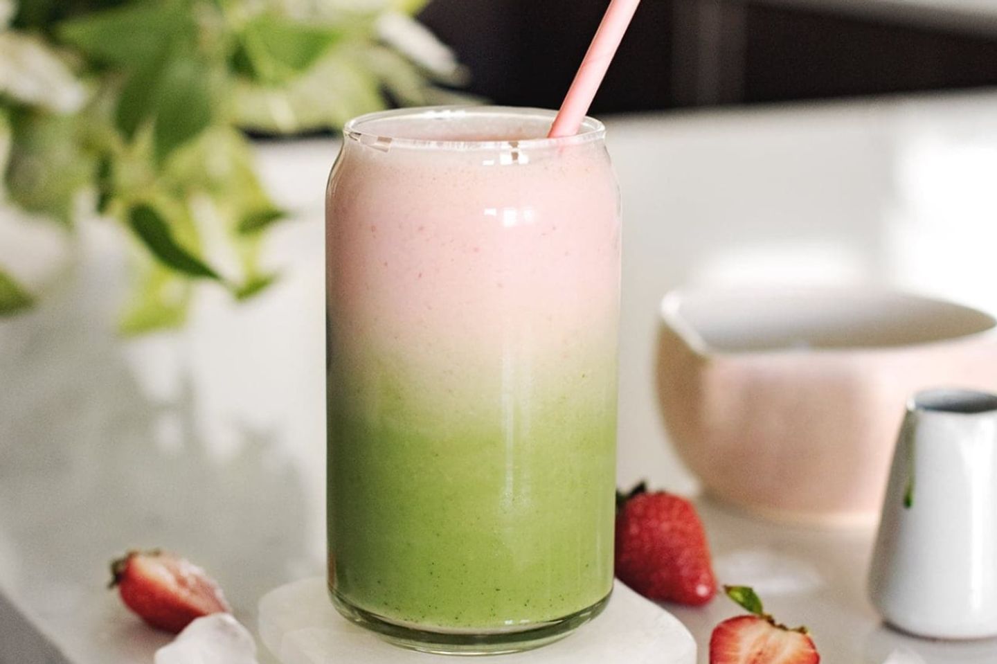 Ice Strawberry Matcha