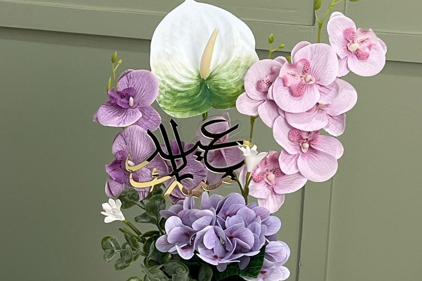 فازه ورد صناعي للعيد