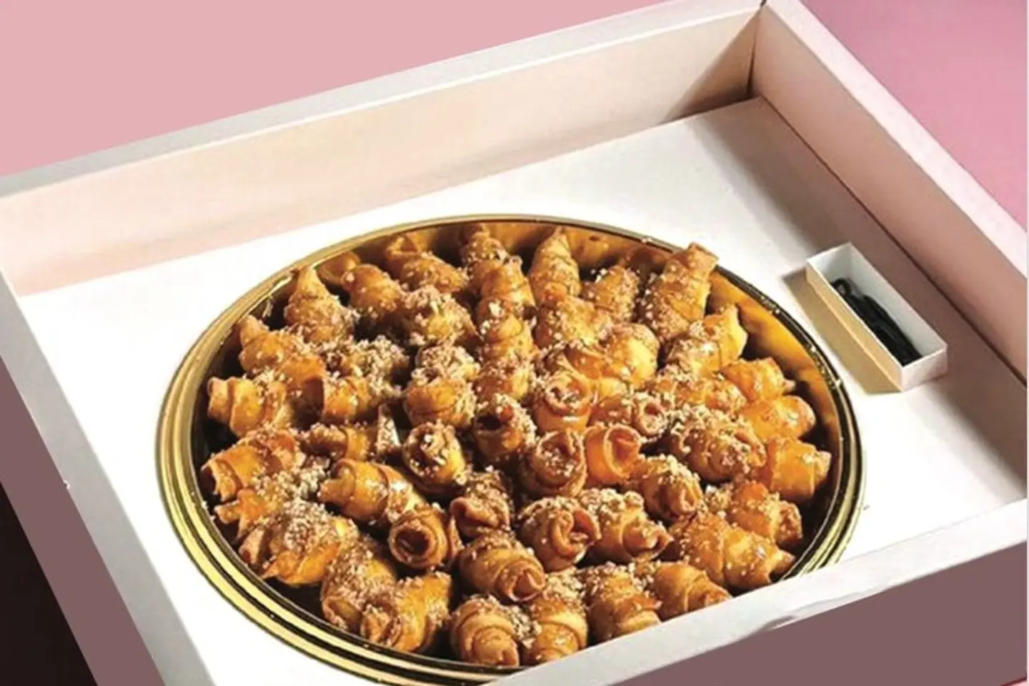 حلا الهبة - كرواسون السميد بالجبنة وسط