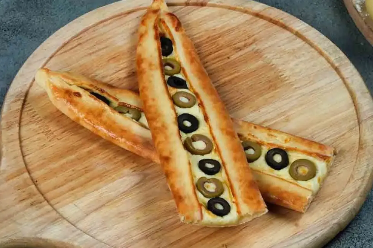 لبنة بالزيتون