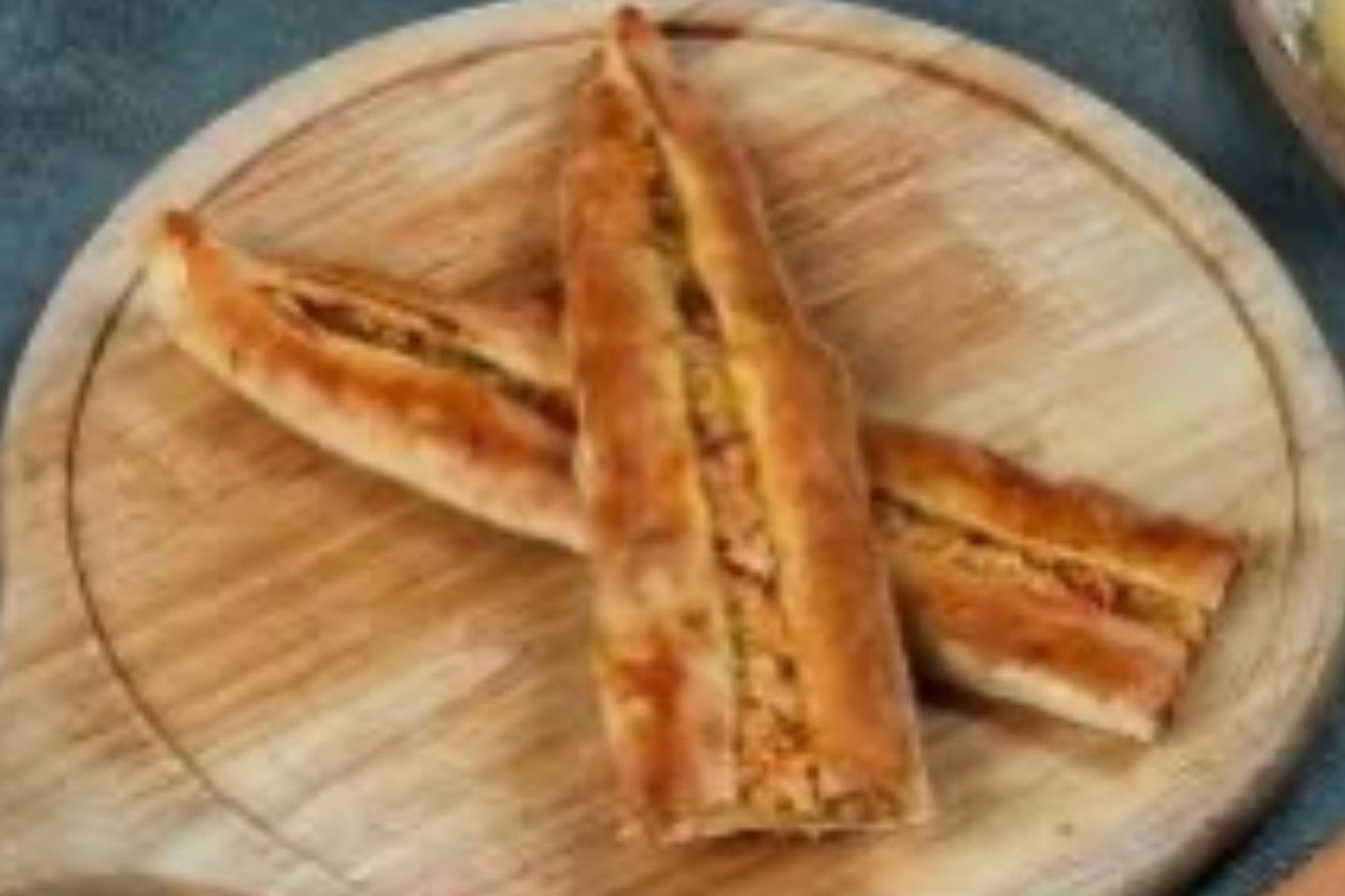 جبن مع دجاج