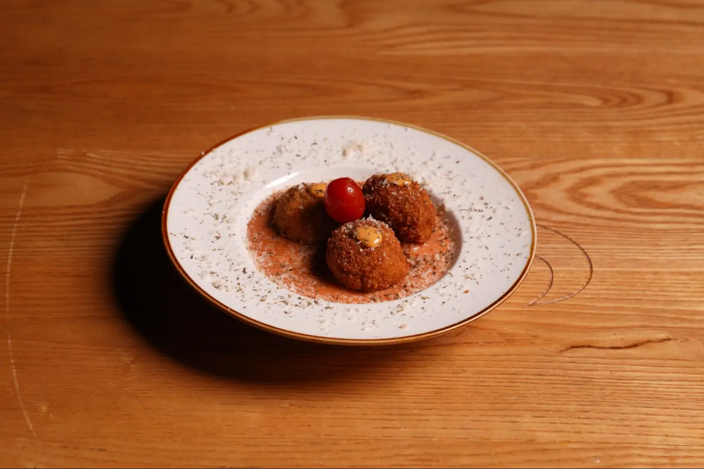 كورات الماكرونه بالحم المفرم