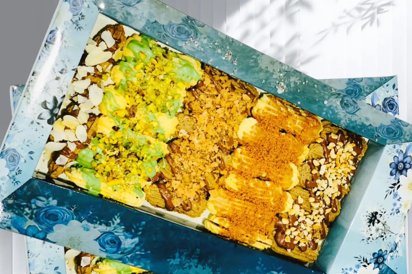Petit Four Box