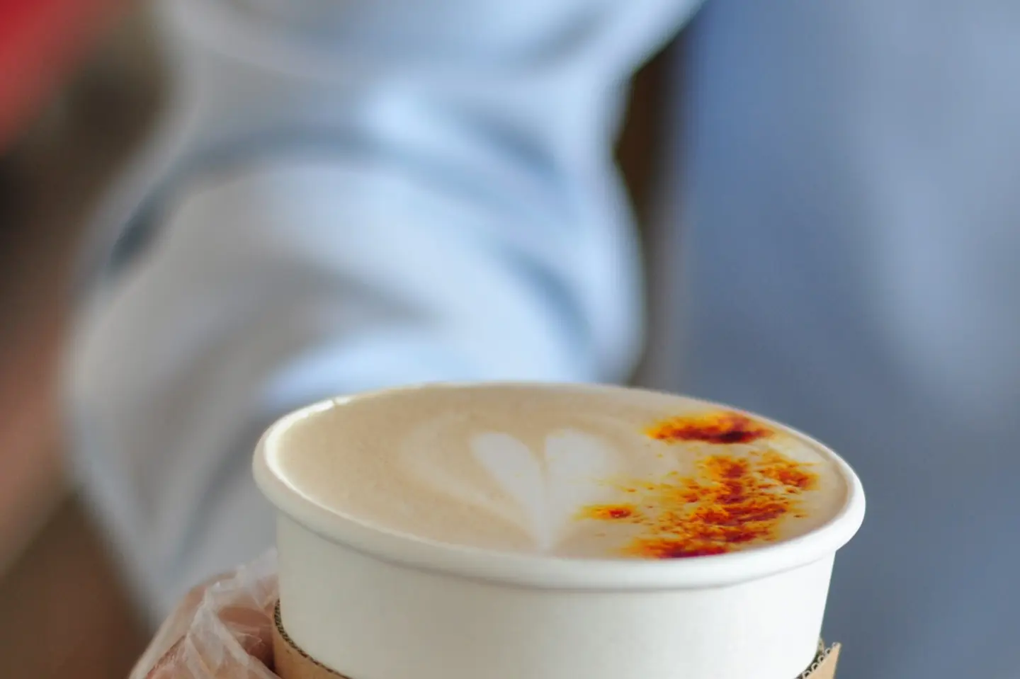 لاتيه زعفران