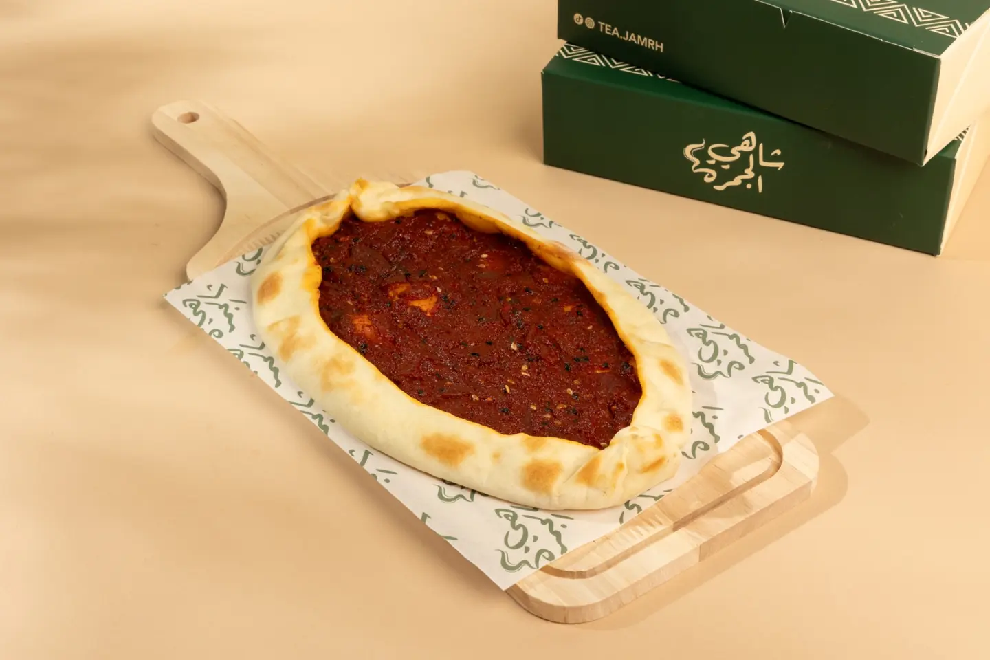 مناقيش محمره