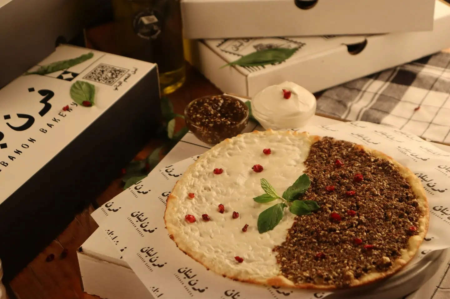 زعتر نص ونص لبنة