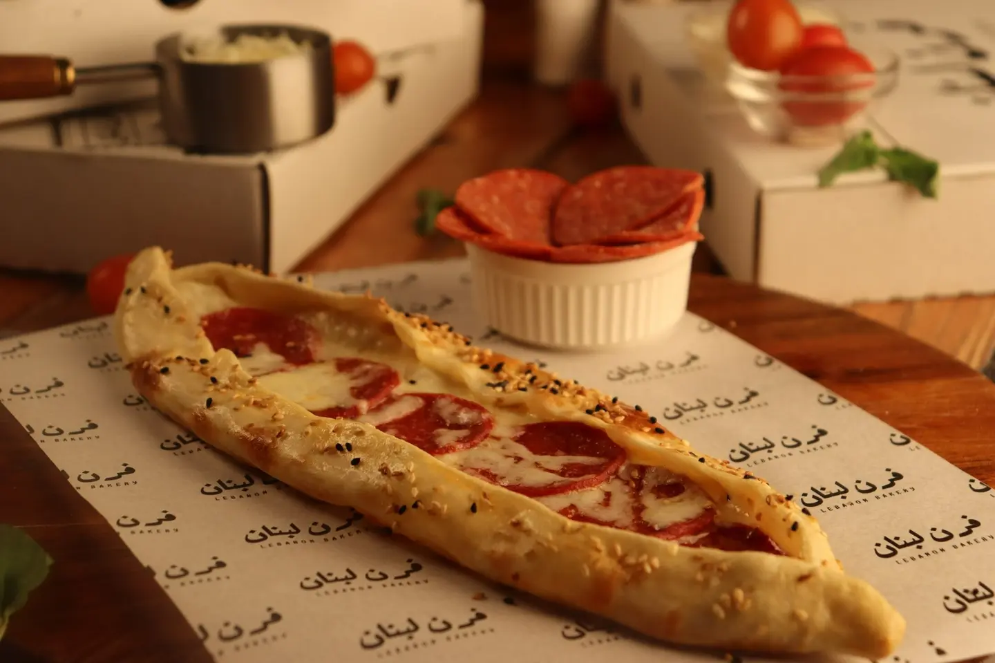 عروسة البيبروني والجبن الكريمية