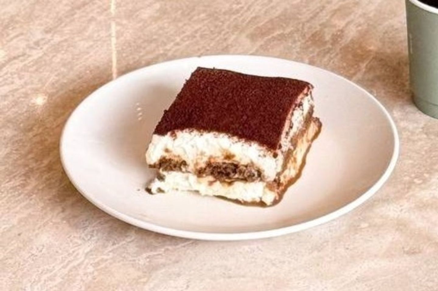 Tiramisu Cake