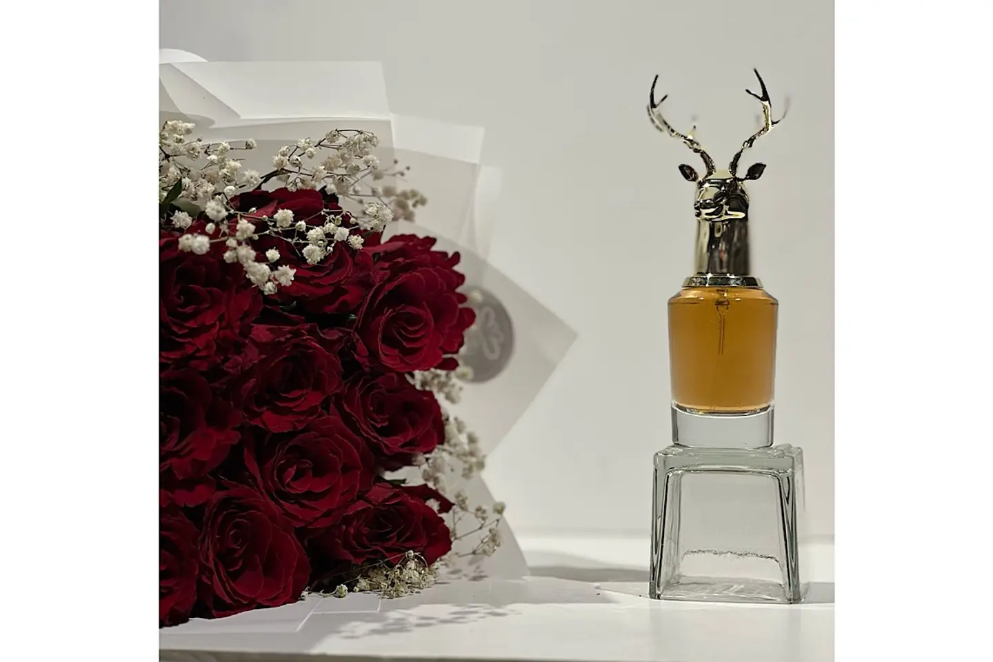 عطر ميني مميز مع بوكيه