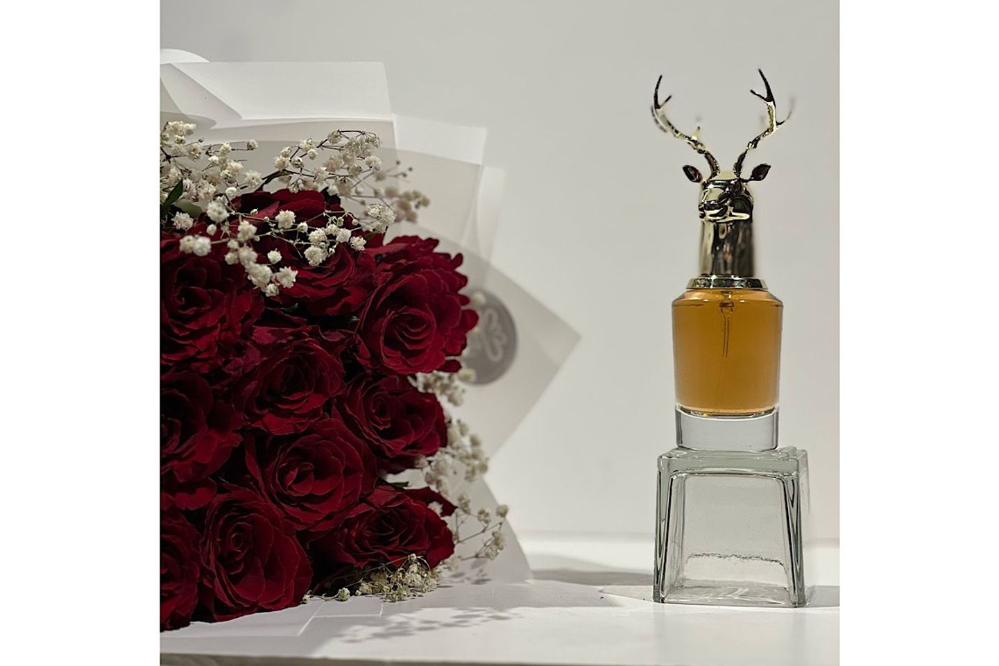 عطر ميني مميز مع بوكيه