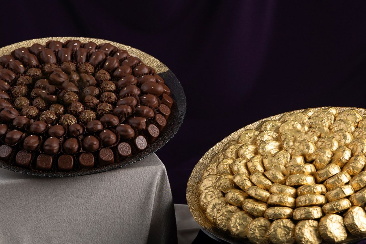 Medium Luxury Belgian Chocolate Vase With Luxury Maamoul Vase
