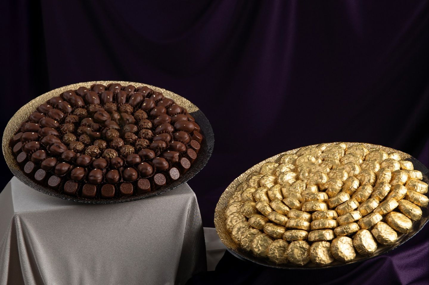 Large Luxury Belgian Chocolate Vase With Luxury Maamoul Vase