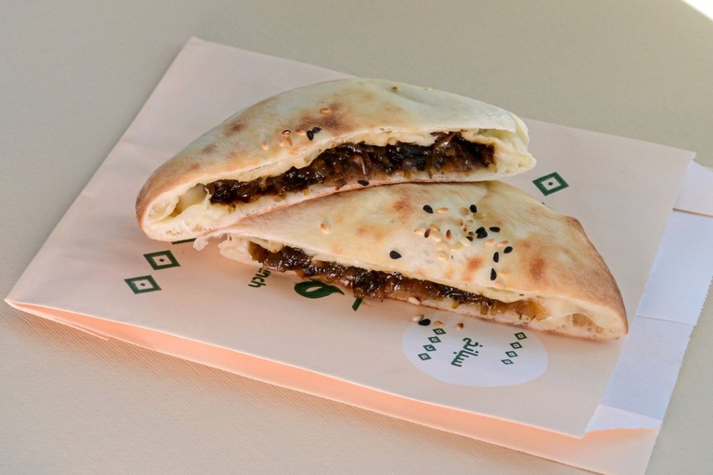 Spinach Doner With Cheese