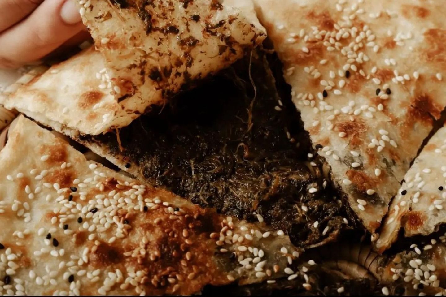 فطيرة سبانخ و جبنة سائلة