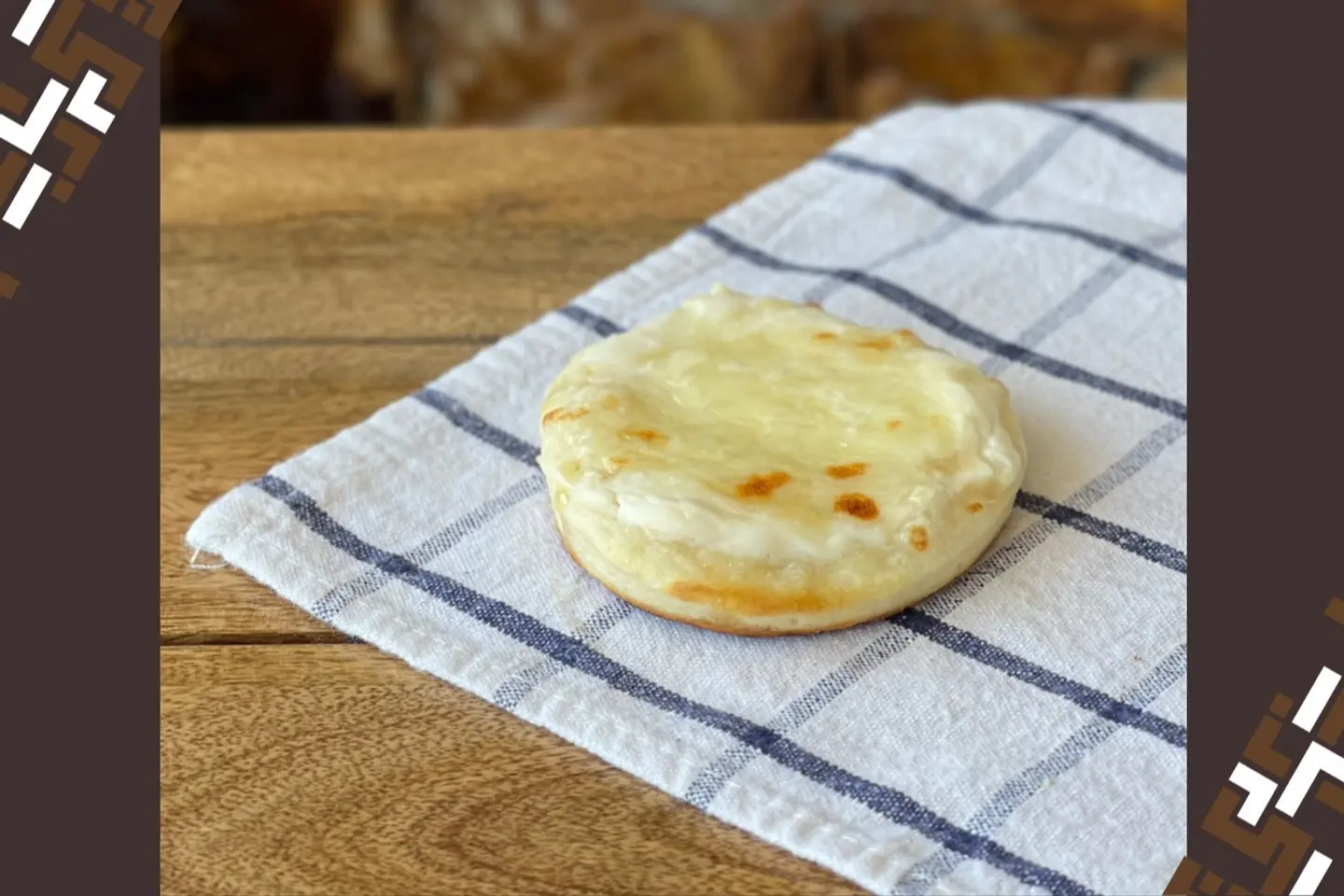 فطيرة لبنة وعسل 2 حبة