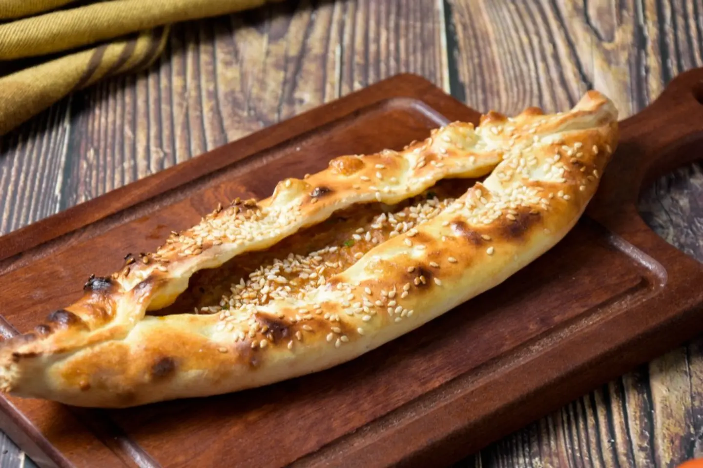 فطيرة لحم وجبن