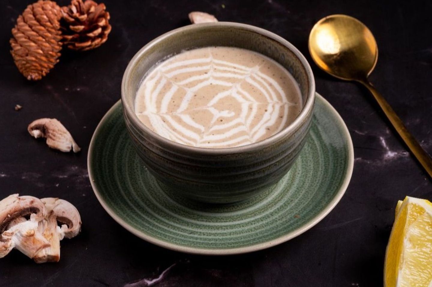شوربه كريمه الدجاج