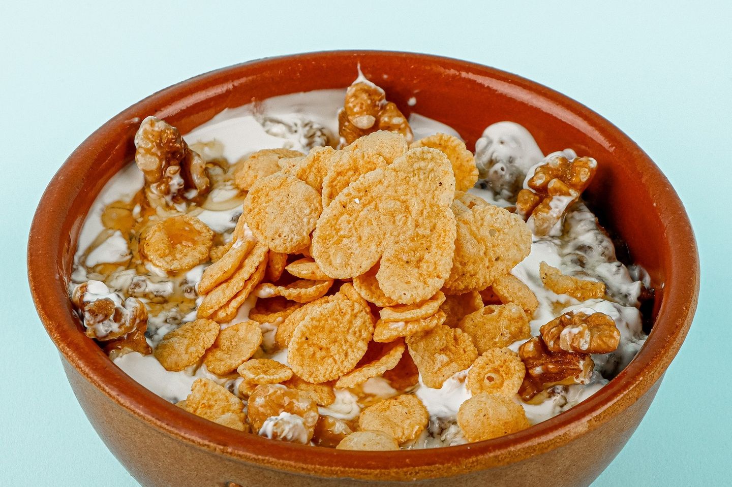 Areka With Honey And Cream