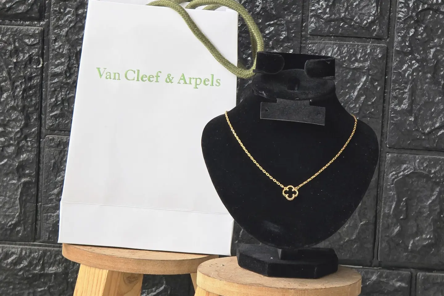 سلسل فان كليف