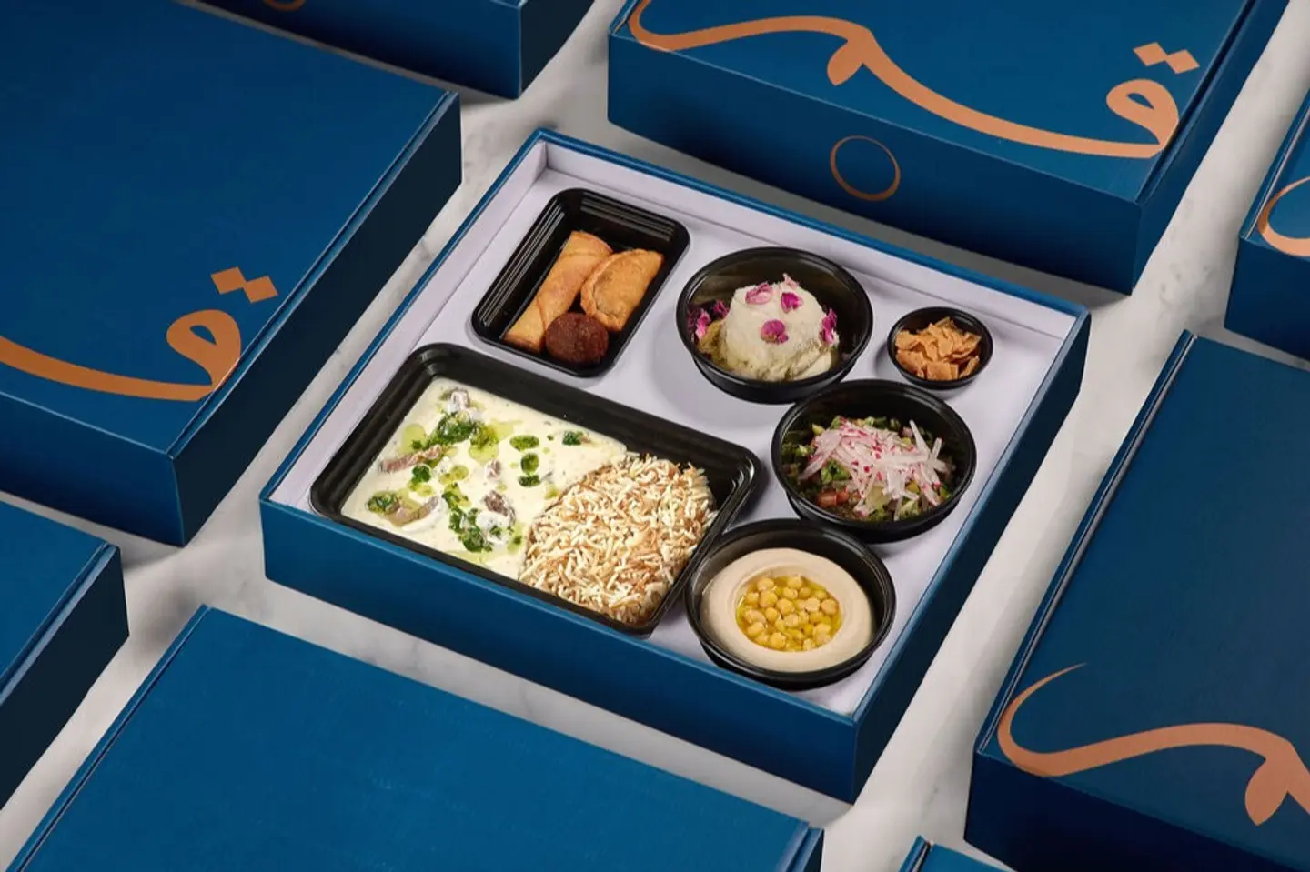 Daily Special Box Laban Emmo