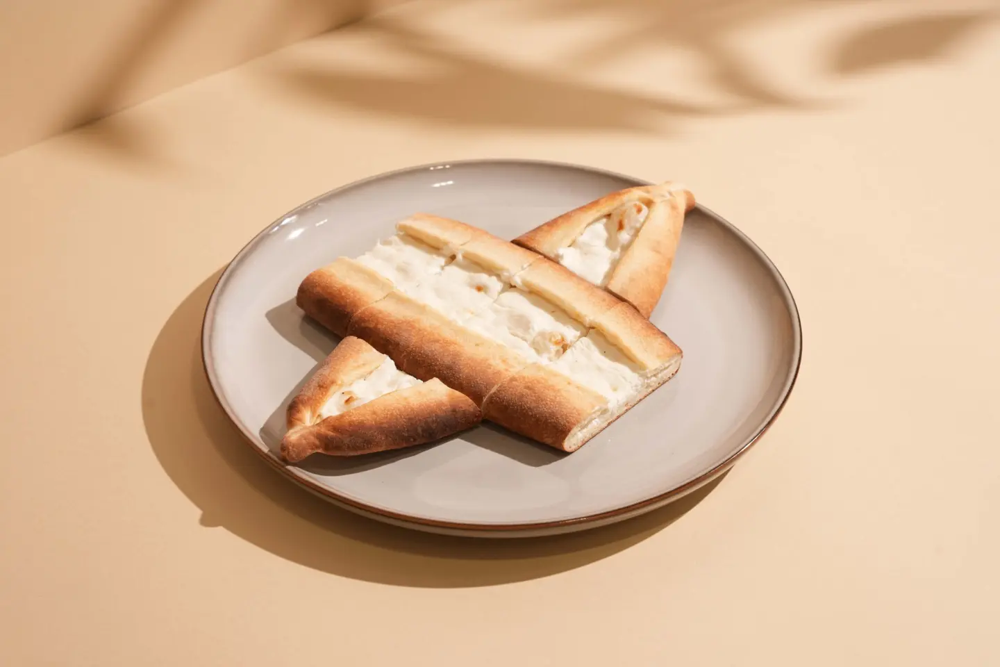 Labneh Boat
