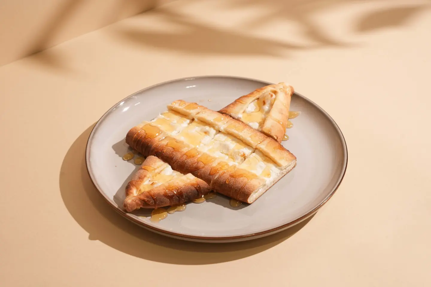 Labneh With Honey Boat