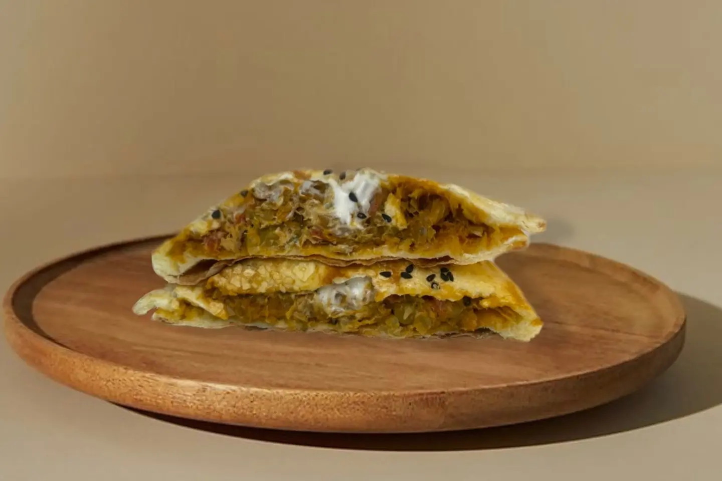 فطيرة بازلاء بالتونه والجبن