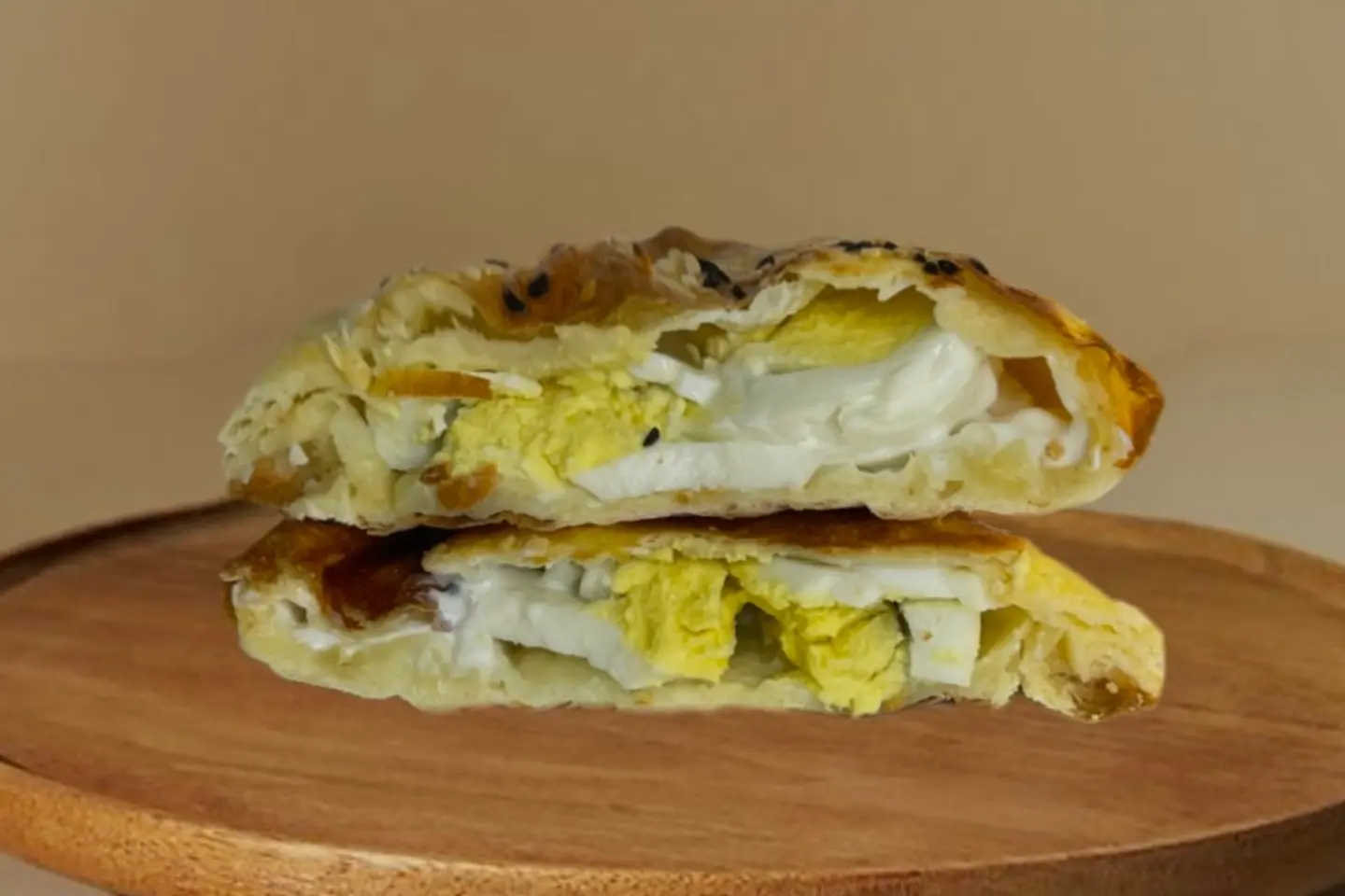 فطيرة بيض مسلوق ساده - بُر