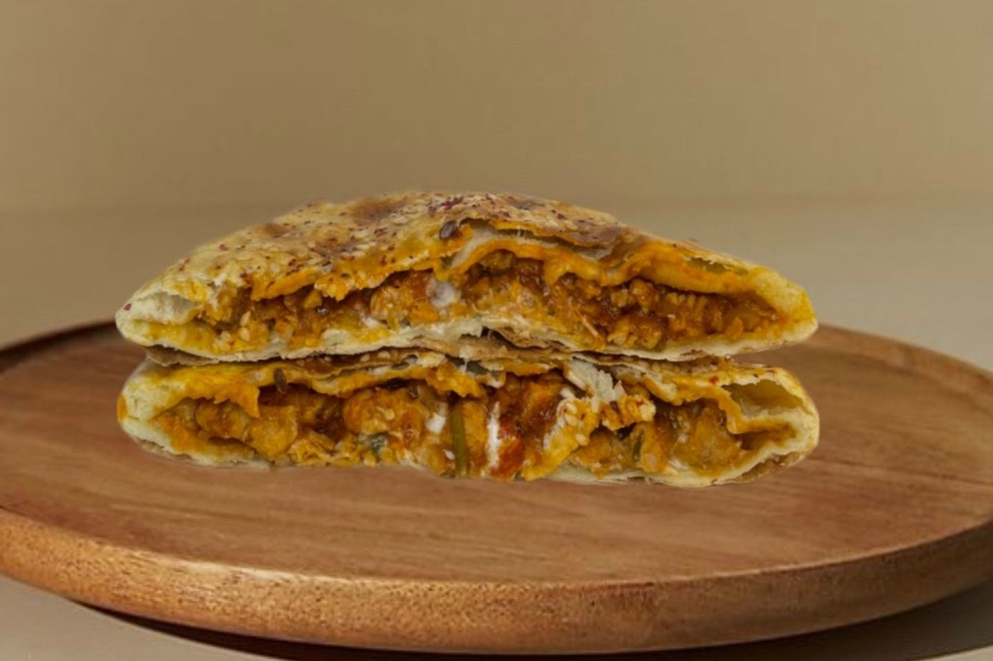 فطيره دجاج جبن سبيشل - بُر