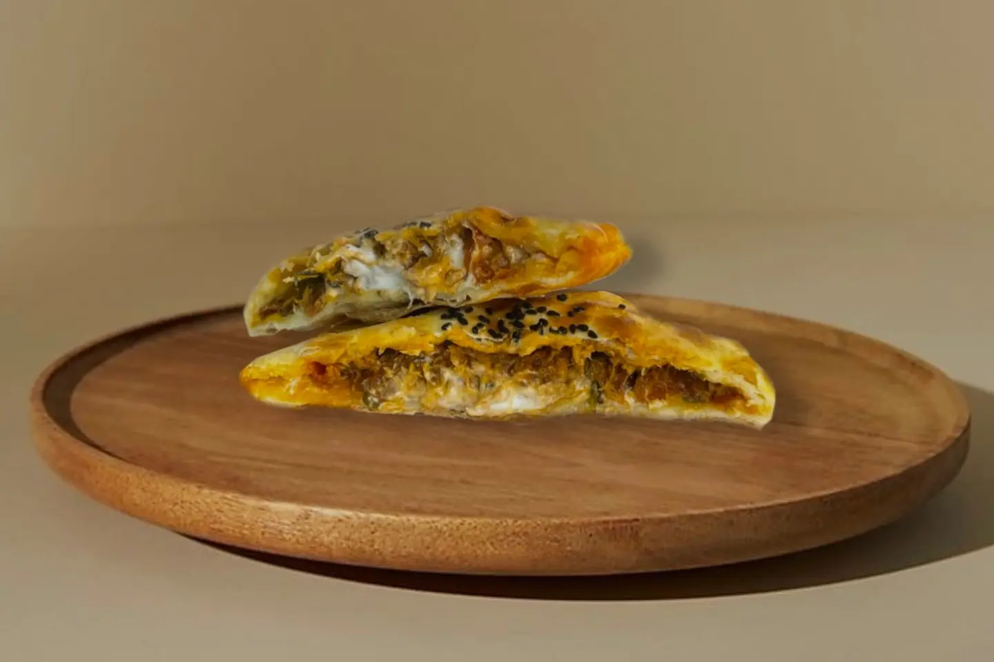 فطيره تونه جبن سبيشل