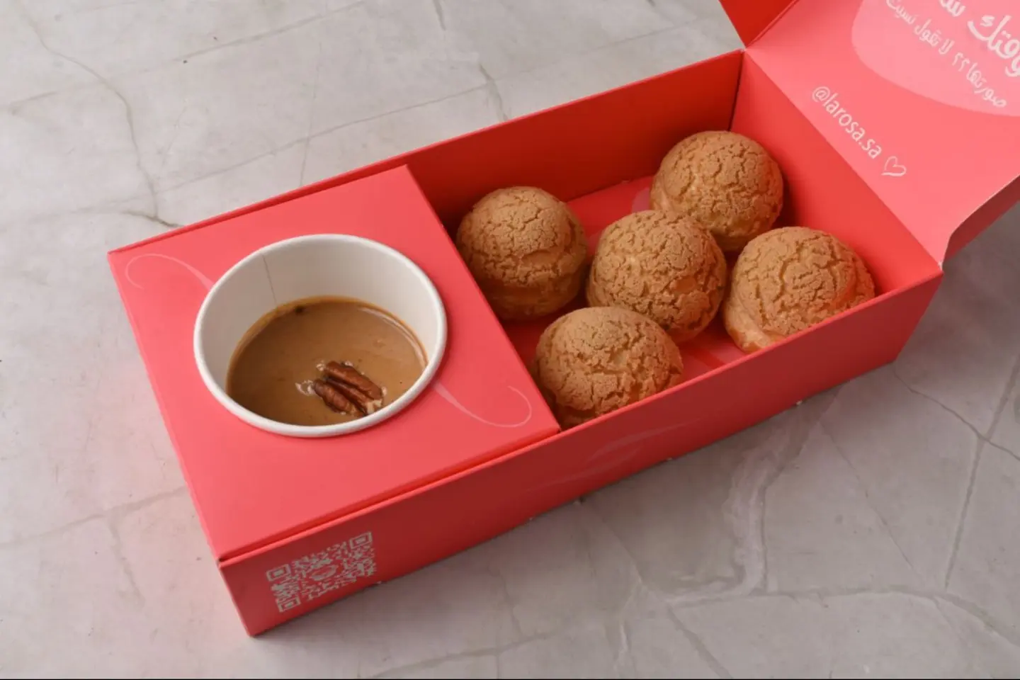 Craquline Choux Bites