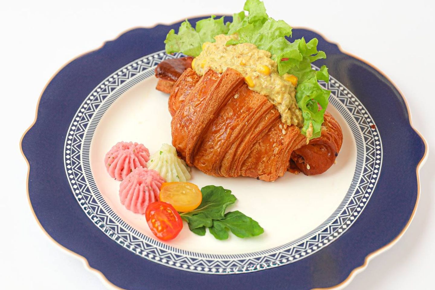 Croissant Or Brioche With Tuna - Croissant