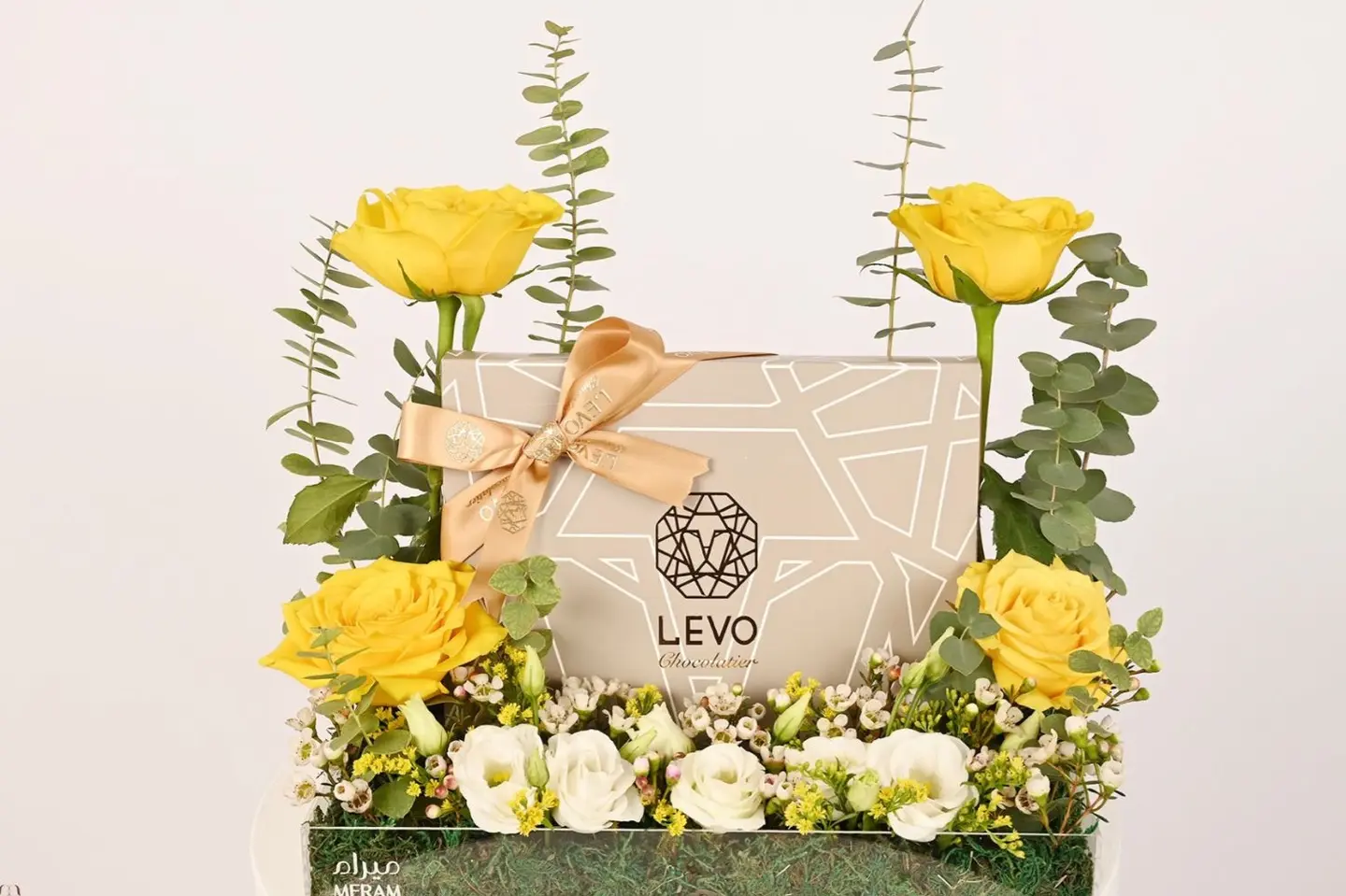 Levo With Flowers