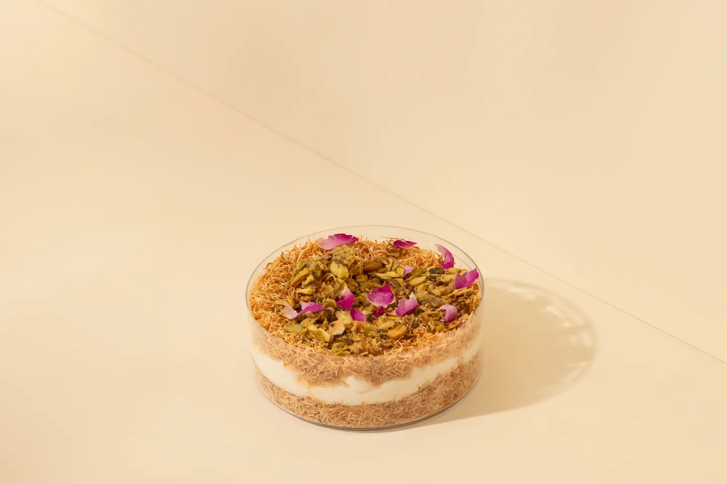 طبق الكنافه صغير