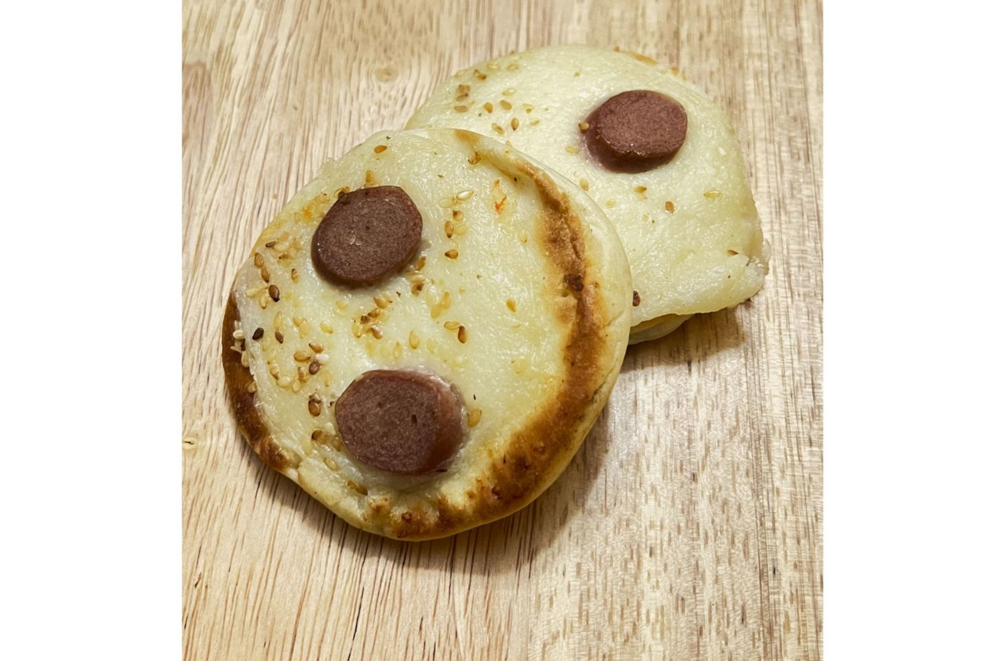 ميني جبنة مع نقاق