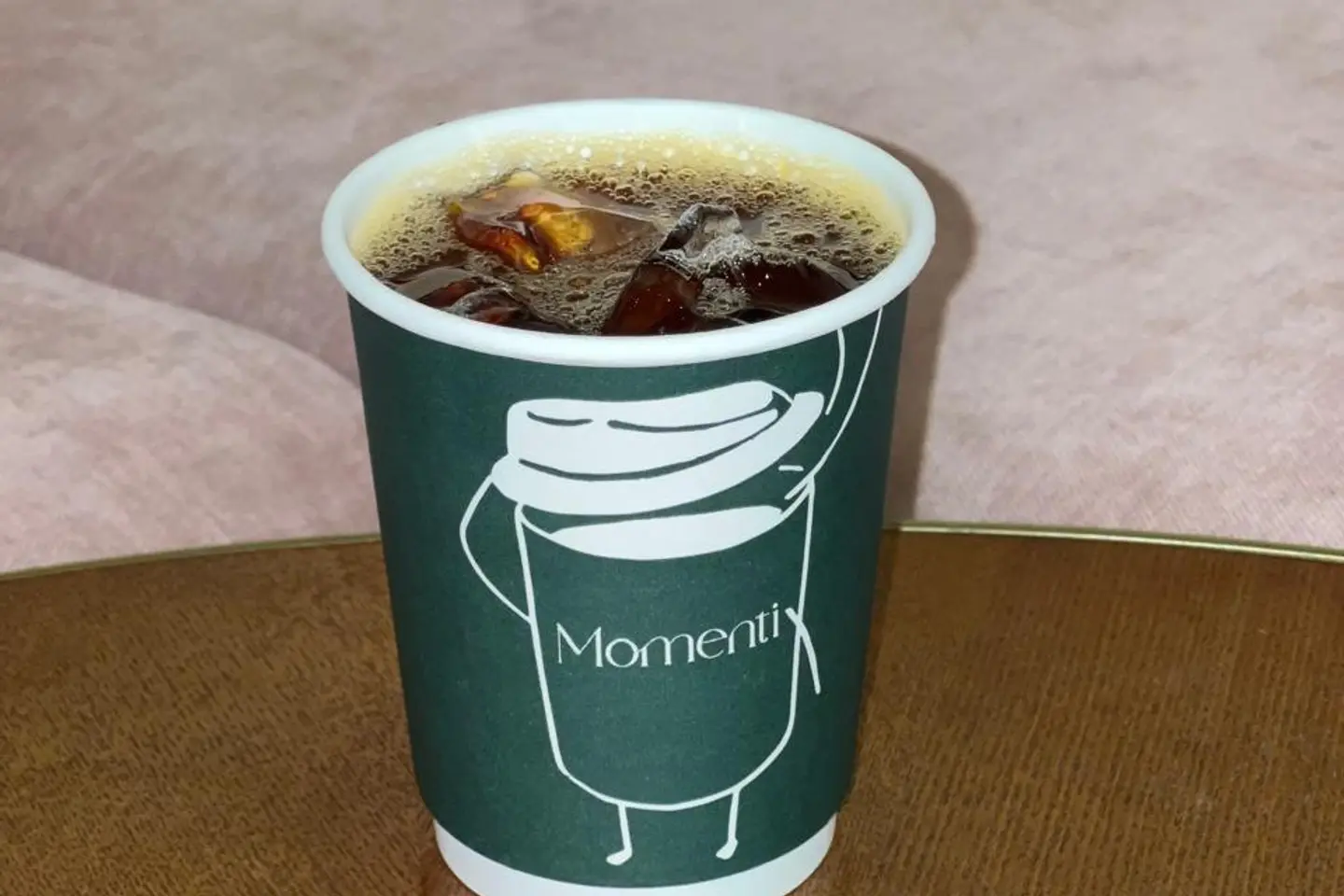 قهوة مقطرة بارد