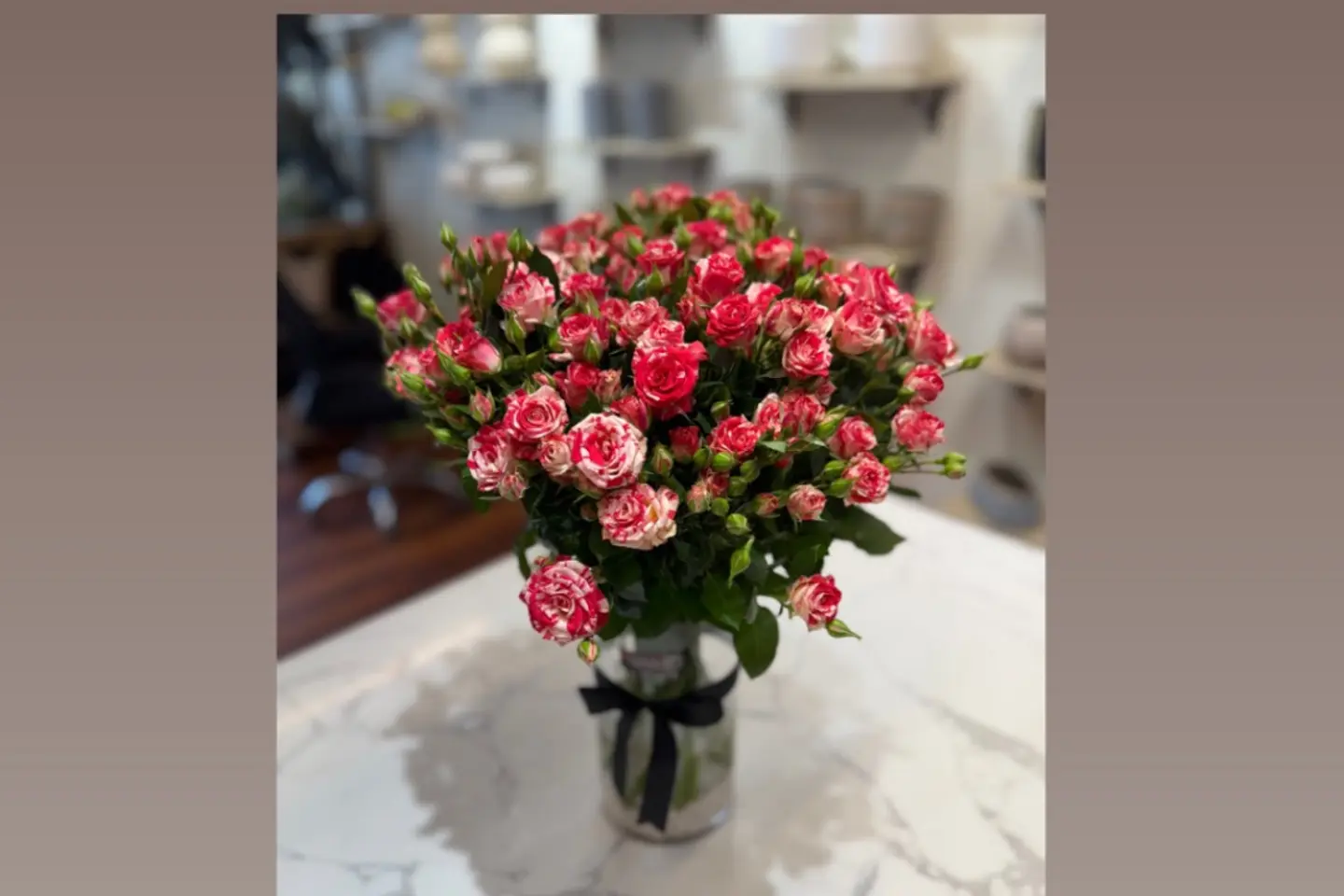 Mubarak's Elegant House Vase