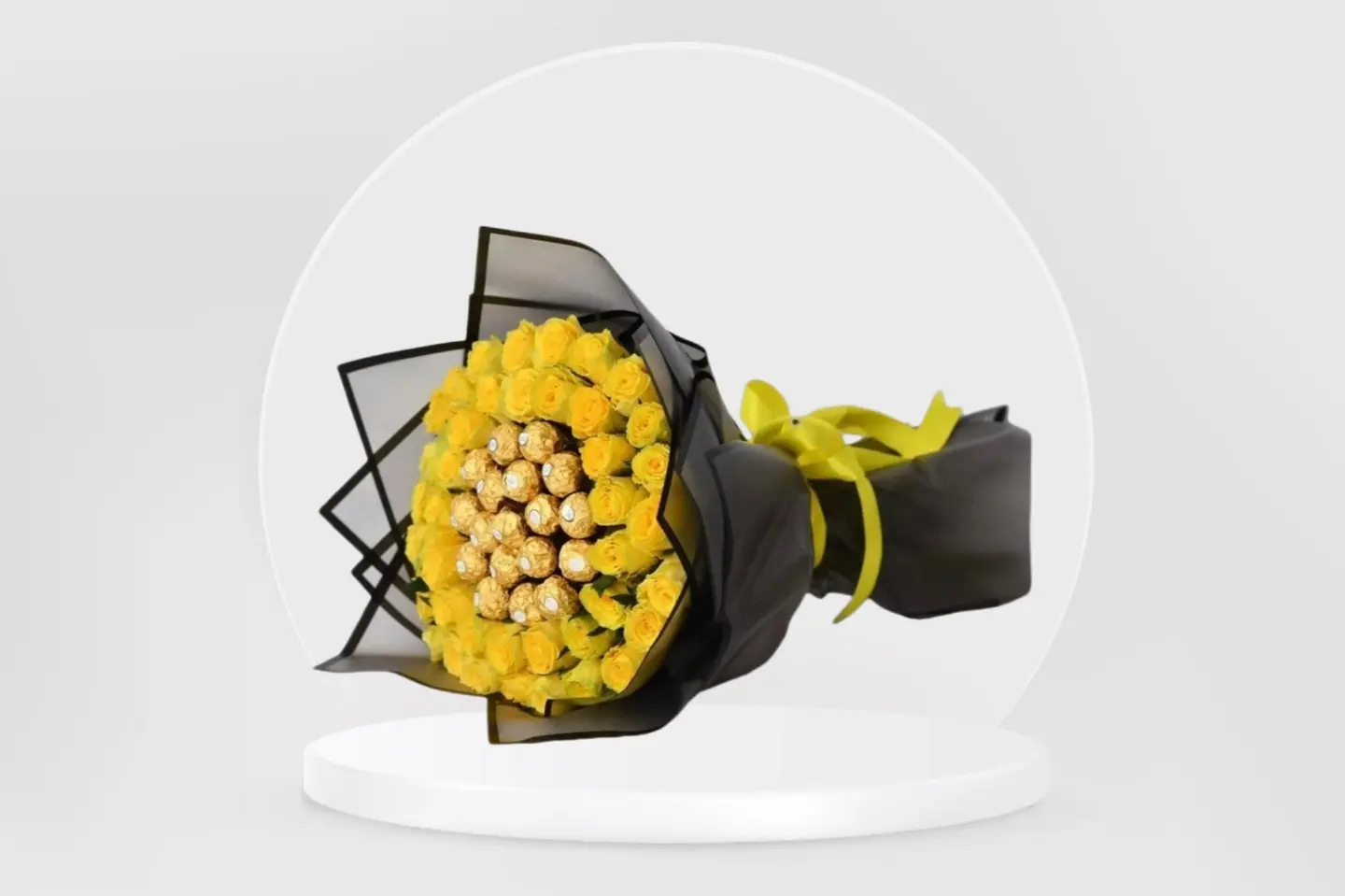 Bouquet Of Roses With Chocolate