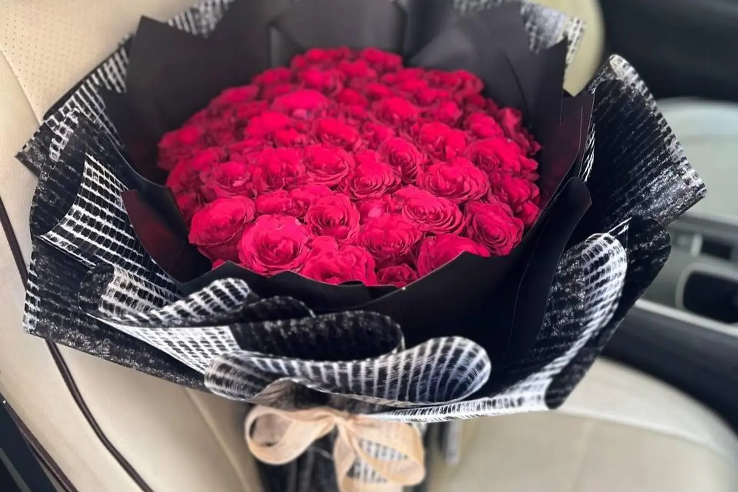 وردة و شتلة ٠٠١٩٦