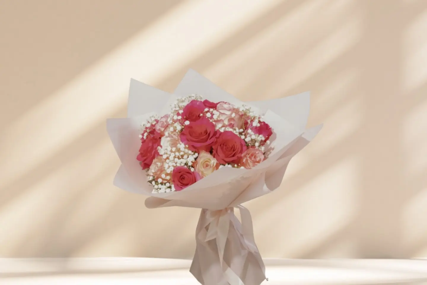 باقة جورى احمر ووردى