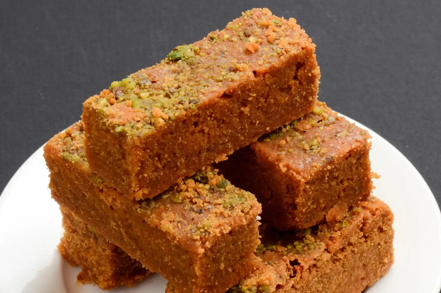 هريسة بالفستق