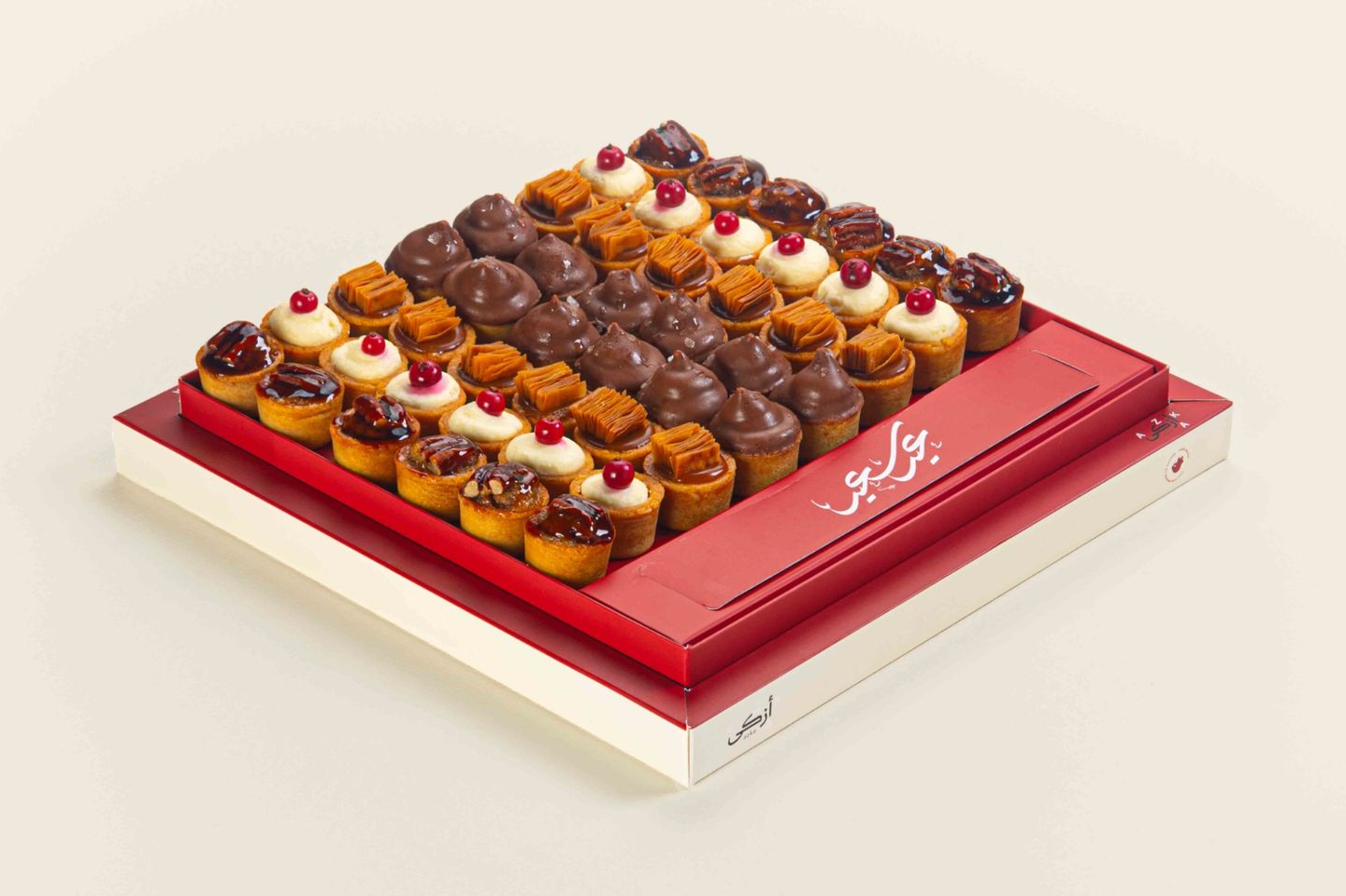 Azka Moments Larg Box