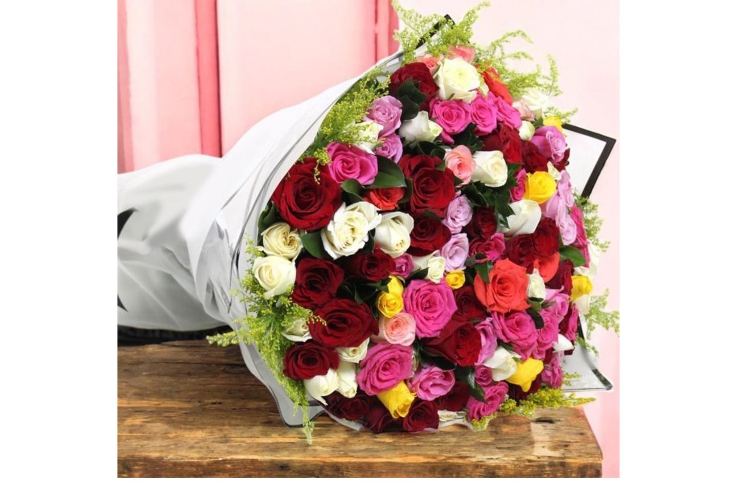 Special Luxury Bouquet Hanger Station
